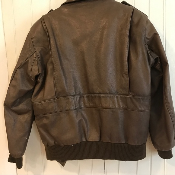 Berman’s vintage brown leather jacket - Picture 10 of 16
